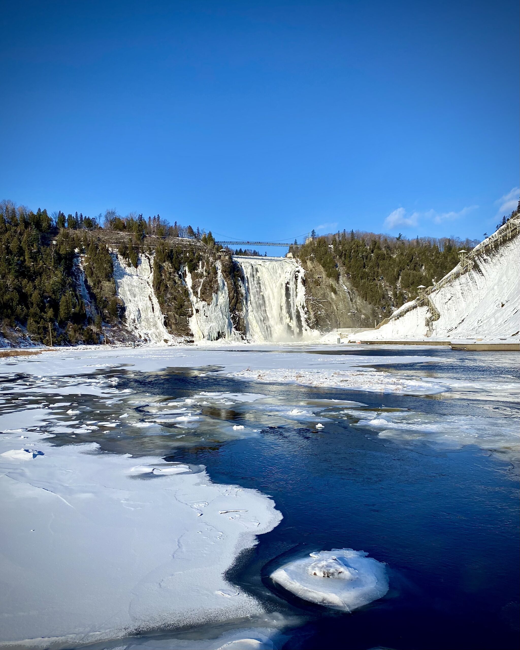 Visite de Québec et du Parc de la ChuteMontmorency en décembre Un