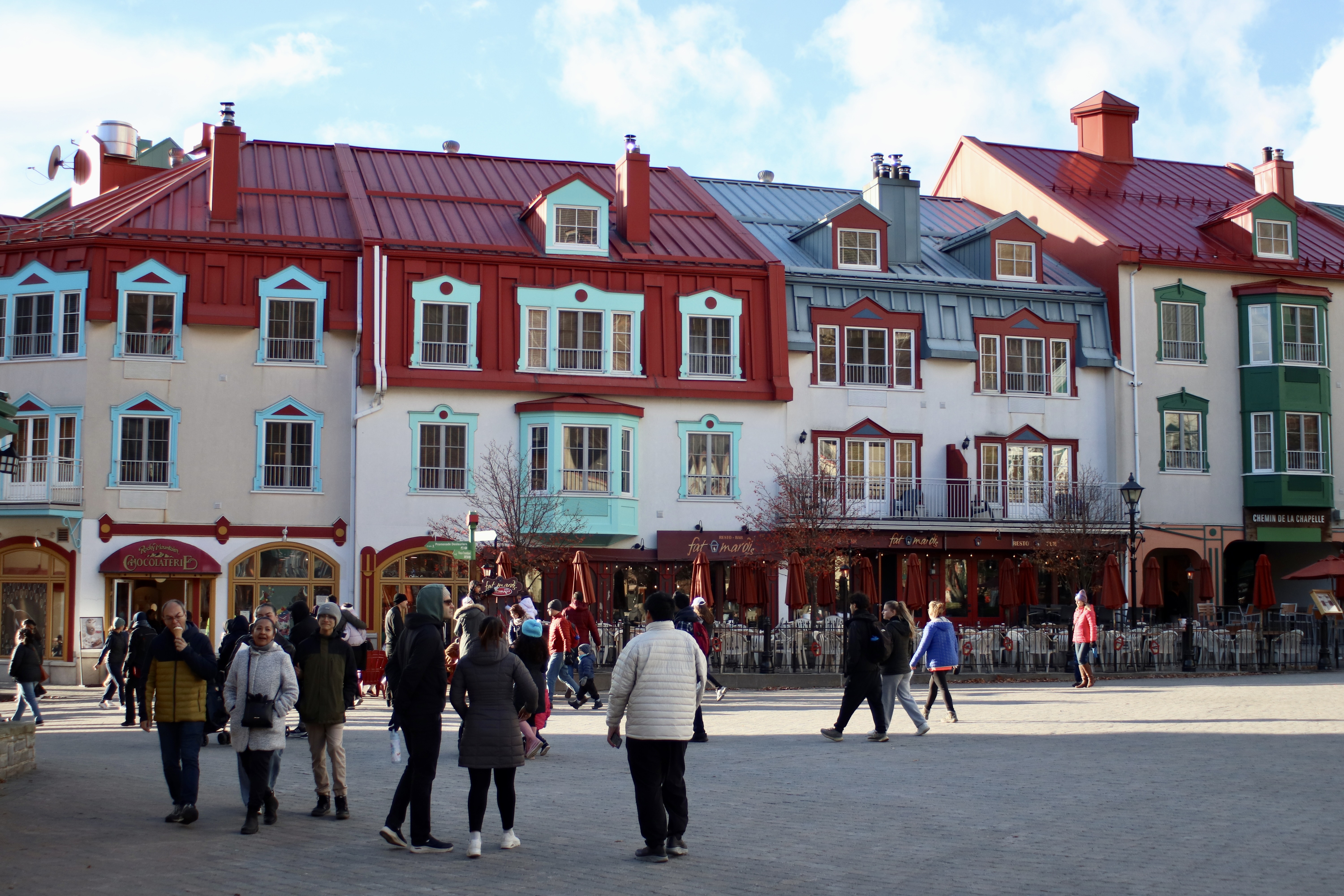 Village de Tremblant en journée